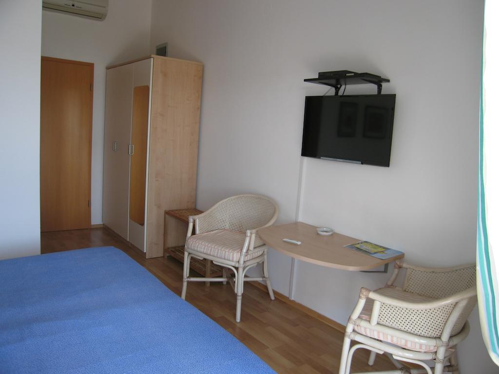 Guest House Zimmer F1 Pula Room photo